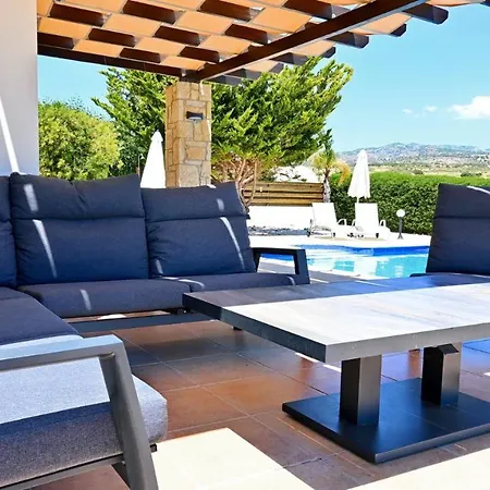 Villa Olivia Coral Bay